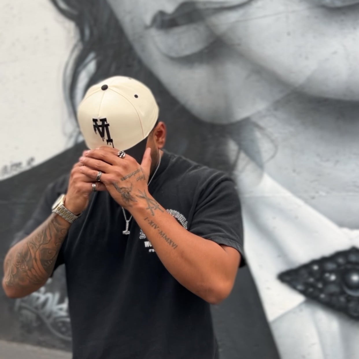 LA Drip Snapback Cream & Black